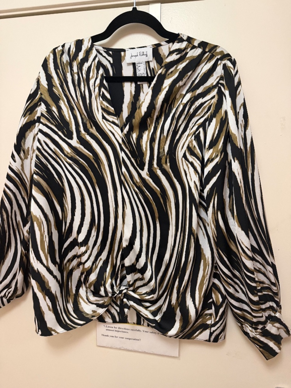 Elegant Joseph Ribkoff Blouse